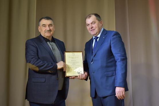 Наши аграрии