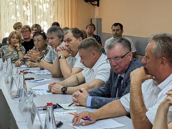 Глава района принял участие в зональном совещании
